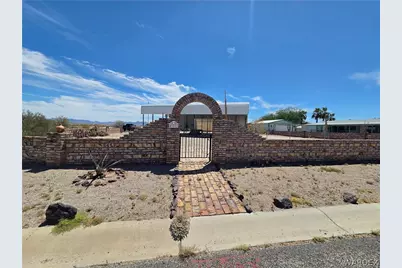 49517 Topaz Avenue, Quartzsite, AZ 85346 - Photo 4