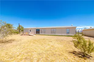 4729 N Stewart Mtn Rd, Golden Valley, AZ 86413 - Photo 20