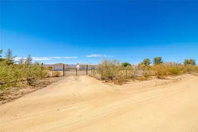 4729 N Stewart Mtn Rd, Golden Valley, AZ 86413 - Photo 30