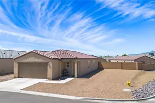 2424 Granite Cir, Bullhead City, AZ 86442 - Photo 1