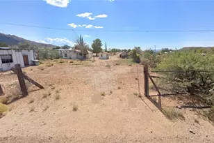 33 Schuylkill Ave, Chloride, AZ 86431 - Photo 1