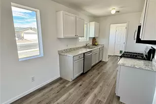3253 N Clark St, Kingman, AZ 86401 - Photo 10