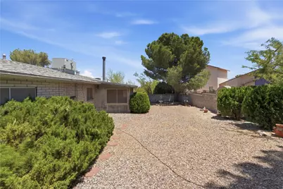 590 Ridgecrest Drive, Kingman, AZ 86409 - Photo 28