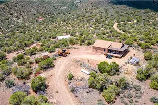 11030 S Quarter Horse Rd, Wikieup, AZ 85360 - Photo 2