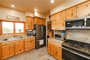 11030 S Quarter Horse Rd, Wikieup, AZ 85360 - Photo 12