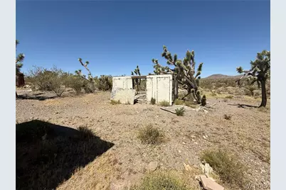17837 Kitmit Drive, Dolan Springs, AZ 86441 - Photo 10