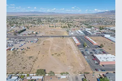4085 Stockton Hill Road, Kingman, AZ 86409 - Photo 12