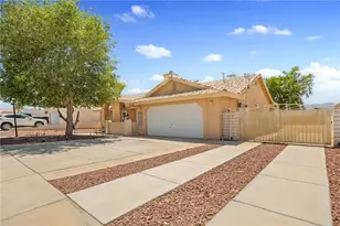 5039 S Emerald River Dr, Fort Mohave, AZ 86426 - Photo 2
