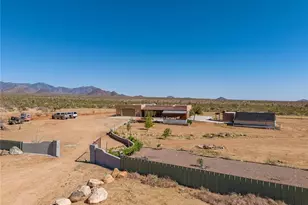 2424 E Beth Dr, Yucca, AZ 86438 - Photo 86