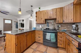 2424 E Beth Dr, Yucca, AZ 86438 - Photo 28