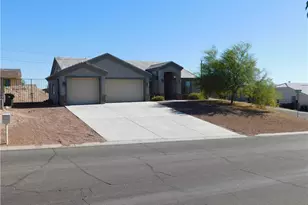 3370 S Ridge Ave, Bullhead City, AZ 86429 - Photo 2