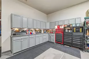 2832 Esmerelda Dr, Bullhead City, AZ 86429 - Photo 34