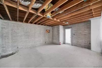 937 E Andy Devine Avenue, Kingman, AZ 86401 - Photo 12