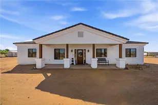 854 S Salt Pl, Golden Valley, AZ 86413 - Photo 2