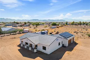 854 S Salt Pl, Golden Valley, AZ 86413 - Photo 10