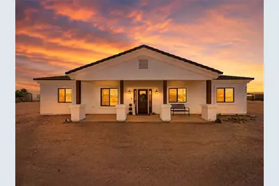 854 S Salt Place, Golden Valley, AZ 86413 - Photo 1