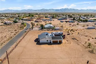 854 S Salt Pl, Golden Valley, AZ 86413 - Photo 2
