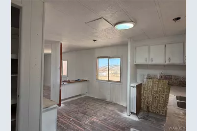 8051 W Seventh Street, Dolan Springs, AZ 86441 - Photo 20