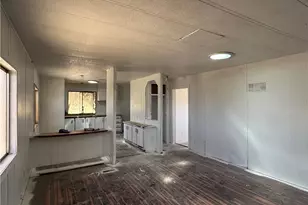 8051 W Seventh St, Dolan Springs, AZ 86441 - Photo 26