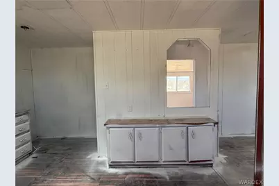8051 W Seventh Street, Dolan Springs, AZ 86441 - Photo 24
