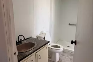 8051 W Seventh St, Dolan Springs, AZ 86441 - Photo 32