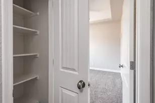 7886 E Pebble Dr, Kingman, AZ 86401 - Photo 22