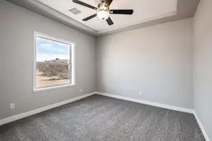 7886 E Pebble Dr, Kingman, AZ 86401 - Photo 20