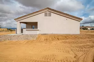 7886 E Pebble Dr, Kingman, AZ 86401 - Photo 4