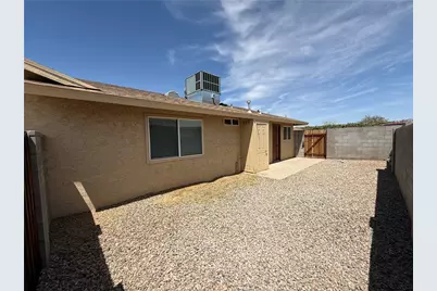 3849 N Roosevelt Street #4, Kingman, AZ 86409 - Photo 2