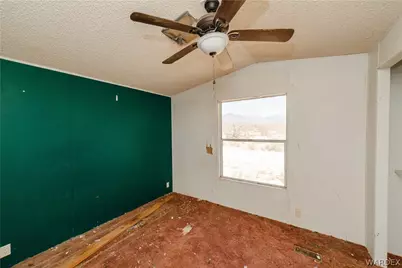 16435 S Wyatt Earp Road, Yucca, AZ 86438 - Photo 10