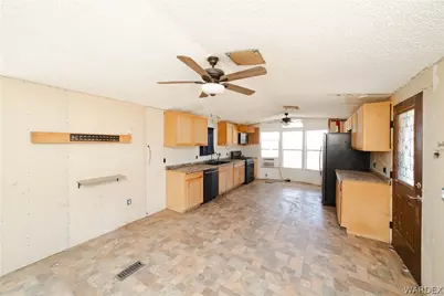 16435 S Wyatt Earp Road, Yucca, AZ 86438 - Photo 4
