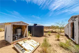 16435 S Wyatt Earp Rd, Yucca, AZ 86438 - Photo 34