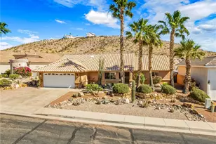 2882 Desert Trail Dr, Bullhead City, AZ 86429 - Photo 4