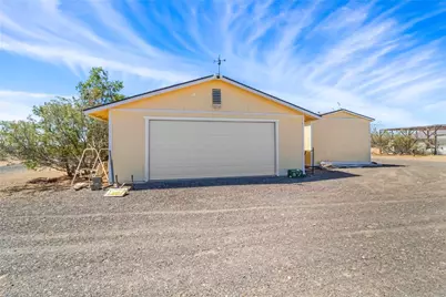 517 S Eloy Road, Golden Valley, AZ 86413 - Photo 2