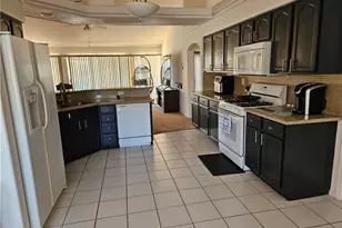 2068 E Lago Grande Bay, Fort Mohave, AZ 86426 - Photo 6