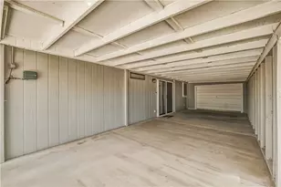 1906 Castleberry Ln, Bullhead City, AZ 86442 - Photo 8