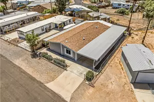 1906 Castleberry Ln, Bullhead City, AZ 86442 - Photo 2