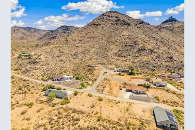 000 Bluff Road, Golden Valley, AZ 86413 - Photo 18