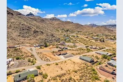 000 Bluff Road, Golden Valley, AZ 86413 - Photo 16