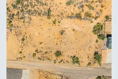 000 Bluff Road, Golden Valley, AZ 86413 - Photo 14
