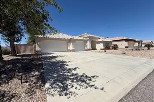 2581 Highland Trail, Bullhead City, AZ 86442 - Photo 2