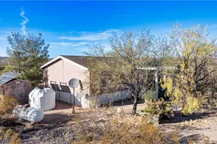 5720 S Mountain Lion Rd, Kingman, AZ 86401 - Photo 30