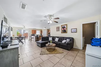 576 N Malibu Circle, Bullhead City, AZ 86442 - Photo 8