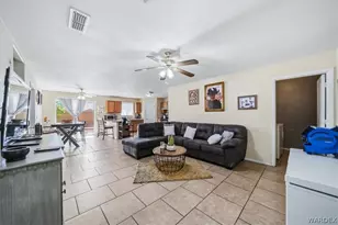 576 N Malibu Circle, Bullhead City, AZ 86442 - Photo 8