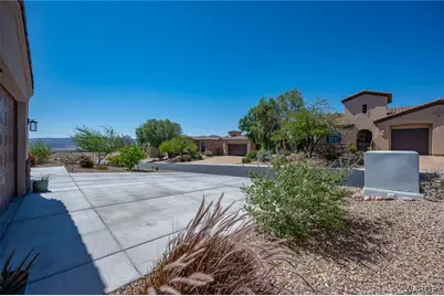 3104 Esmerelda Drive, Bullhead City, AZ 86429 - Photo 6