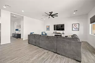 3104 Esmerelda Dr, Bullhead City, AZ 86429 - Photo 12