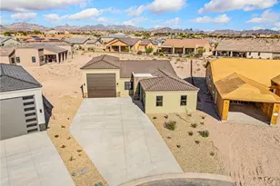 2916 Sidewheel Dr, Bullhead City, AZ 86429 - Photo 4