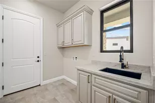 2916 Sidewheel Dr, Bullhead City, AZ 86429 - Photo 38
