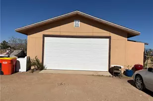 3565 N Gln Cyn Rd, Golden Valley, AZ 86413 - Photo 4