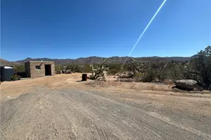 7695 E Arroyo Vista Dr, Yucca, AZ 86438 - Photo 40